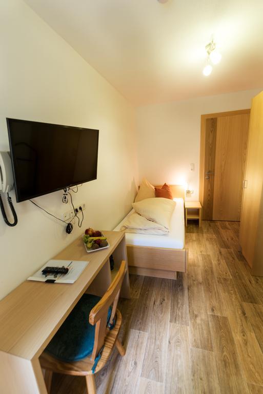 "Quality Hosts Arlberg" Hotel-Gasthof Freisleben Sankt Anton am Arlberg Buitenkant foto