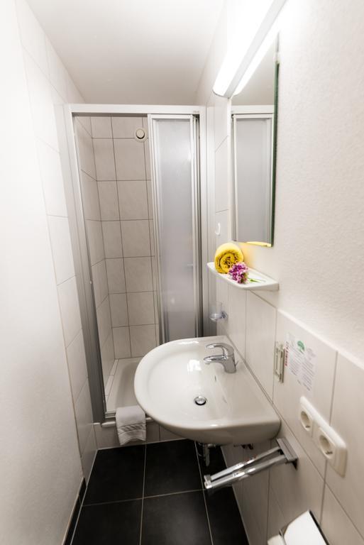 "Quality Hosts Arlberg" Hotel-Gasthof Freisleben Sankt Anton am Arlberg Buitenkant foto