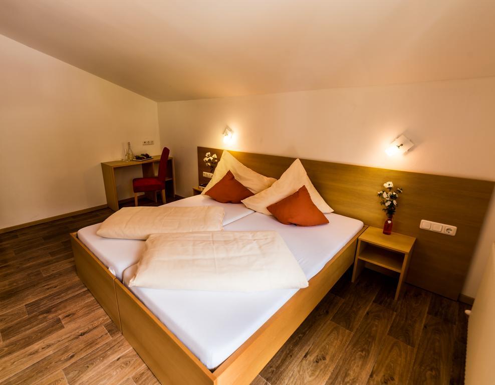 "Quality Hosts Arlberg" Hotel-Gasthof Freisleben Sankt Anton am Arlberg Buitenkant foto