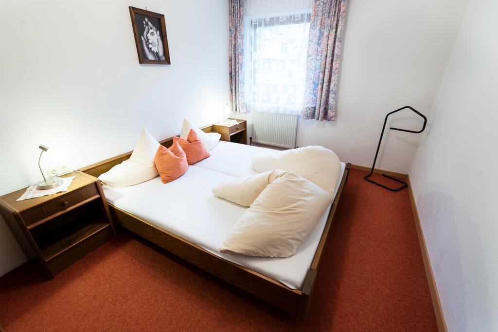 "Quality Hosts Arlberg" Hotel-Gasthof Freisleben Sankt Anton am Arlberg Buitenkant foto