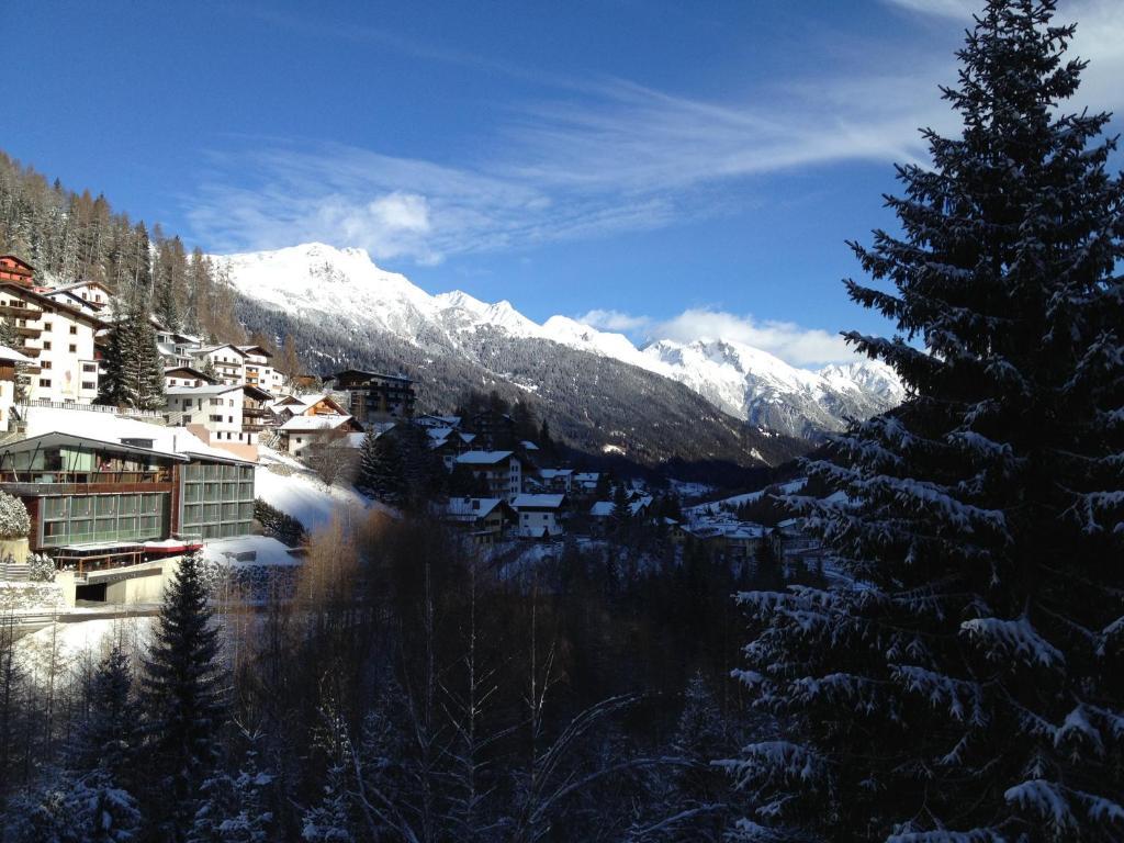 "Quality Hosts Arlberg" Hotel-Gasthof Freisleben Sankt Anton am Arlberg Buitenkant foto