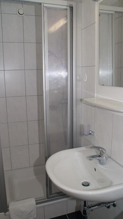 "Quality Hosts Arlberg" Hotel-Gasthof Freisleben Sankt Anton am Arlberg Kamer foto